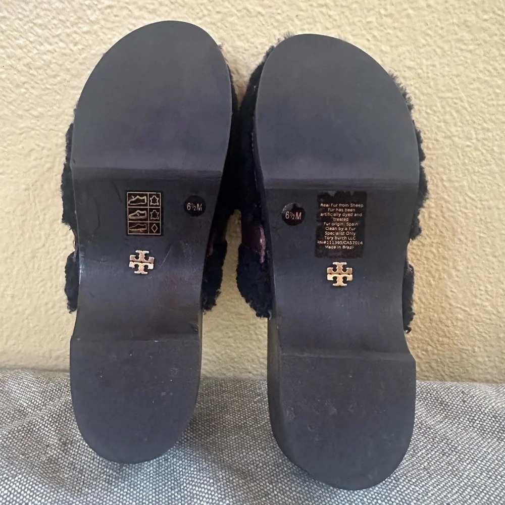 Tory Burch “Jessa” Clog With Horse Bit In Black Shearling Size 6.5